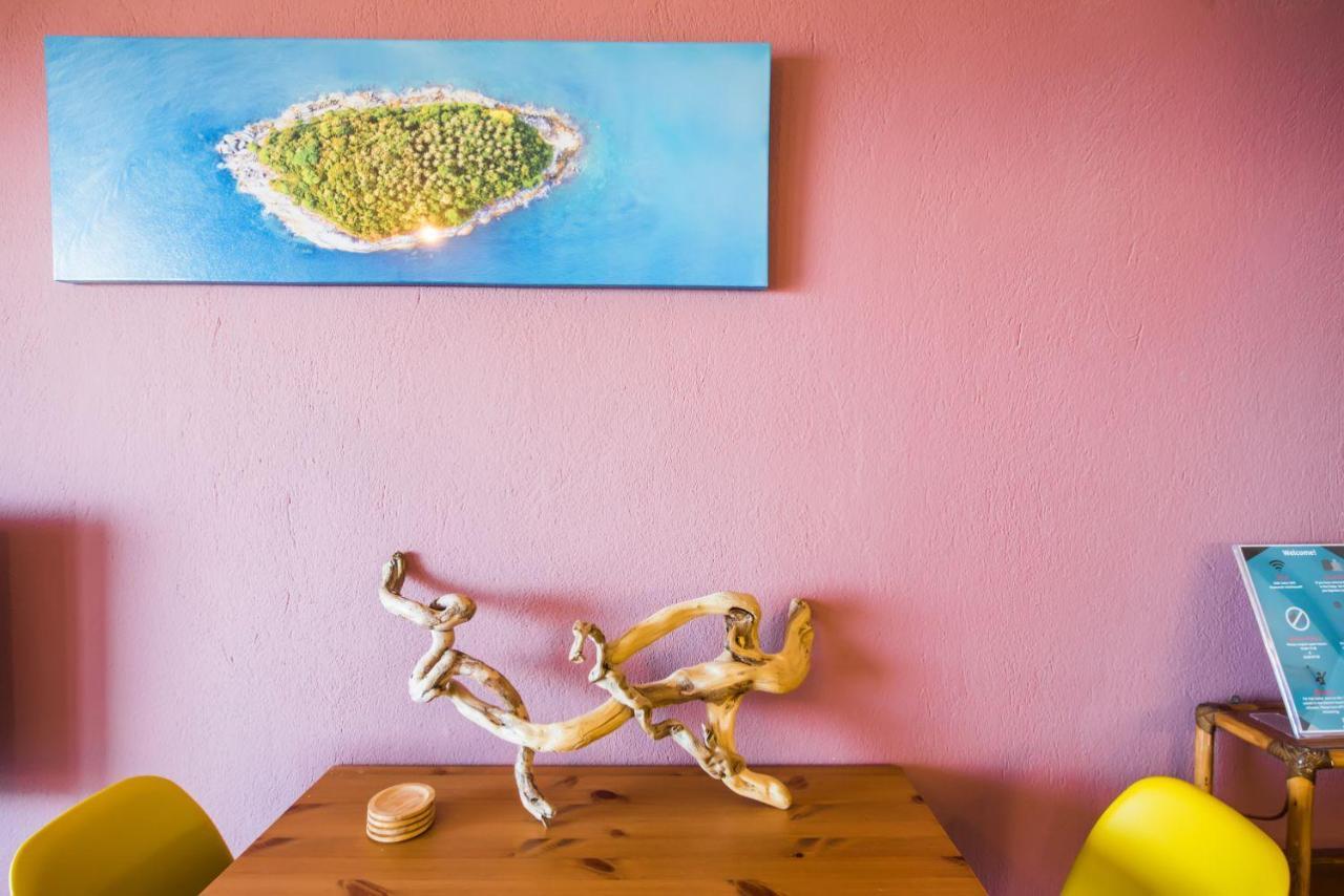 Nereus & Oceanus Beachfront Apartments, Lagonisi Beach #Feelslikehome Ormos Panagias Buitenkant foto
