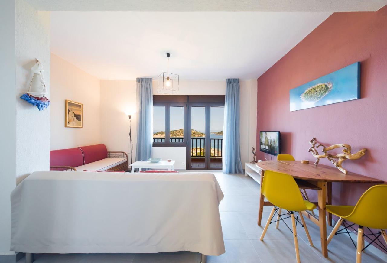Nereus & Oceanus Beachfront Apartments, Lagonisi Beach #Feelslikehome Ormos Panagias Buitenkant foto
