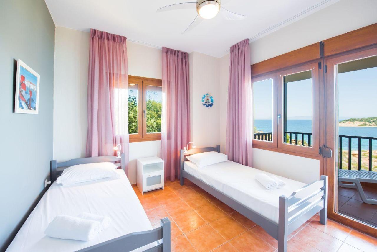 Nereus & Oceanus Beachfront Apartments, Lagonisi Beach #Feelslikehome Ormos Panagias Buitenkant foto