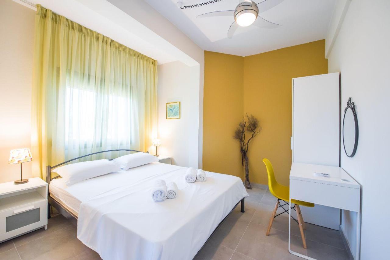 Nereus & Oceanus Beachfront Apartments, Lagonisi Beach #Feelslikehome Ormos Panagias Buitenkant foto