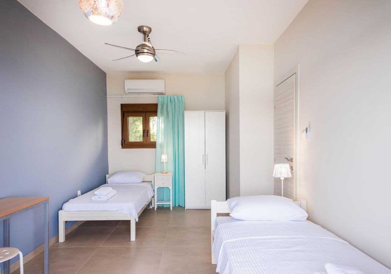 Nereus & Oceanus Beachfront Apartments, Lagonisi Beach #Feelslikehome Ormos Panagias Buitenkant foto