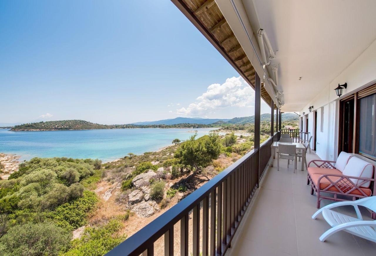Nereus & Oceanus Beachfront Apartments, Lagonisi Beach #Feelslikehome Ormos Panagias Buitenkant foto