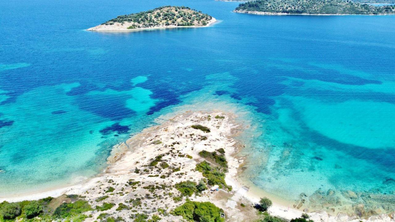 Nereus & Oceanus Beachfront Apartments, Lagonisi Beach #Feelslikehome Ormos Panagias Buitenkant foto