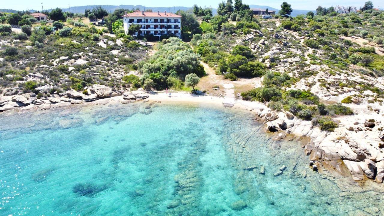 Nereus & Oceanus Beachfront Apartments, Lagonisi Beach #Feelslikehome Ormos Panagias Buitenkant foto